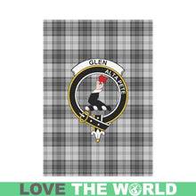 Load image into Gallery viewer, Glen Tartan Flag Clan Badge K7