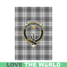 Load image into Gallery viewer, Glendining Tartan Flag Clan Badge K7