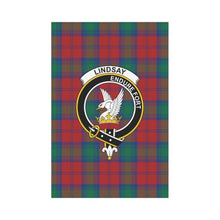 Load image into Gallery viewer, Lindsay Tartan Flag Clan Badge