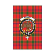 Load image into Gallery viewer, Munro (Monroe) Tartan Flag Clan Badge